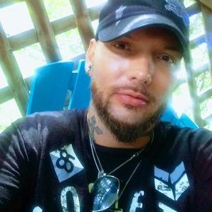 Meet your Posher, Adam